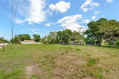 27811 Wisconsin Street, Bonita Springs, FL 34135 - Photo 2