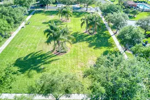 100 Meridian Ave, Poinciana, FL 34759 - Photo 58