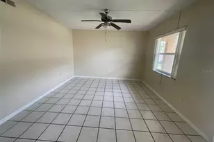 727 Michigan Ct, Saint Cloud, FL 34769 - Photo 2