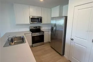 824 Lynx St, Davenport, FL 33837 - Photo 6