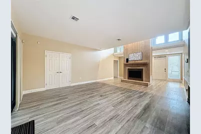 6846 Lake View Drive, Yalaha, FL 34797 - Photo 12