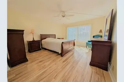 333 Lake Howard Drive NW #212A, Winter Haven, FL 33880 - Photo 14