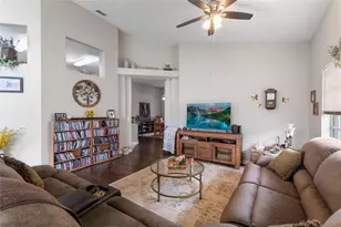 53 High Vista Dr, Davenport, FL 33837 - Photo 4