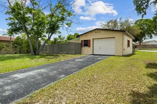 230 S Lake Starr Blvd, Lake Wales, FL 33898 - Photo 8