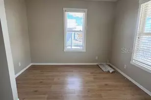 1910 E Columbus Dr, Tampa, FL 33605 - Photo 4