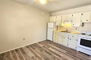 65 N Maple St, Englewood, FL 34223 - Photo 8