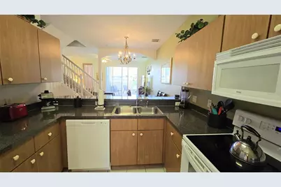 1213 South Beach Circle, Kissimmee, FL 34746 - Photo 4