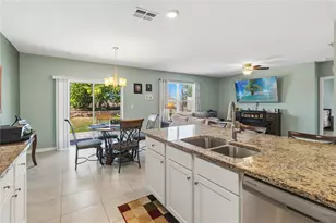 2464 White Poppy Dr, Kissimmee, FL 34747 - Photo 8