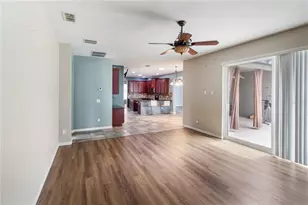 2860 Lafayette Trace Dr, Saint Cloud, FL 34772 - Photo 14