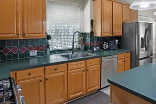 2735 Scarborough Dr, Kissimmee, FL 34744 - Photo 14