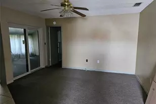 569 Hunter Cir, Kissimmee, FL 34758 - Photo 16