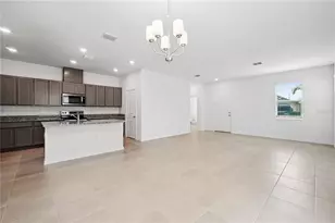 736 Overpool Ave, Davenport, FL 33896 - Photo 6