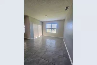 2853 Grandbury Grove Rd, Lakeland, FL 33811 - Photo 10