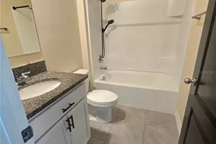 2853 Grandbury Grove Rd, Lakeland, FL 33811 - Photo 4
