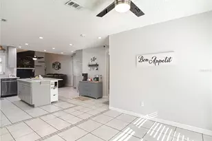 3729 Sand Pebble Dr, Valrico, FL 33596 - Photo 12