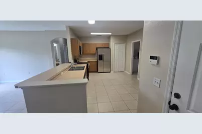 911 Gloucester Court, Kissimmee, FL 34758 - Photo 6