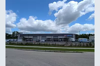 1800 Corporate Center Lane, Plant City, FL 33563 - Photo 1
