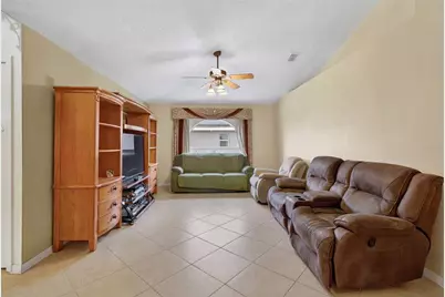 1912 Lakeview Place, Kissimmee, FL 34759 - Photo 16