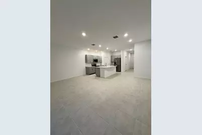 1304 Drake Ridge Drive, Kissimmee, FL 34744 - Photo 6