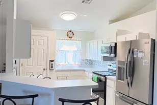 302 Miami Pl, Kissimmee, FL 34759 - Photo 8