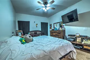 716 Versailles Ln, Kissimmee, FL 34759 - Photo 10