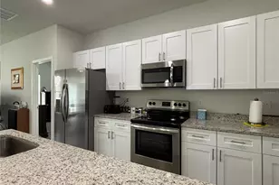 318 Begonia Ct, Kissimmee, FL 34759 - Photo 10