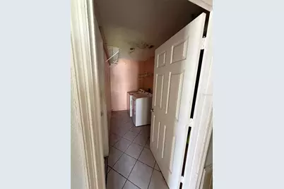 2604 Spring Hill Dr, Kissimmee, FL 34743 - Photo 16