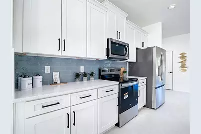 422 Eisenhower Boulevard, Lehigh Acres, FL 33974 - Photo 12