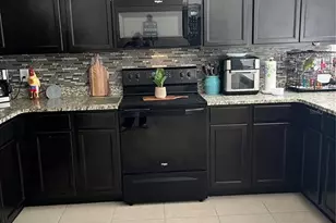 2121 Hibiscus Pl, Kissimmee, FL 34759 - Photo 6