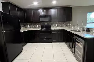 2121 Hibiscus Pl, Kissimmee, FL 34759 - Photo 6