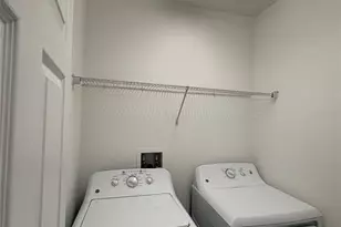 2875 Sunstone Dr, Kissimmee, FL 34758 - Photo 32