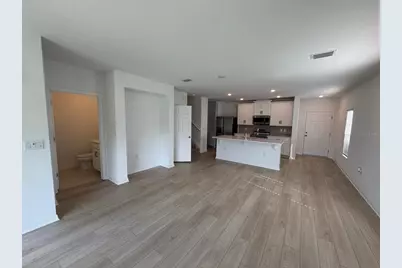 466 Thompson Village Avenue, Apopka, FL 32703 - Photo 6