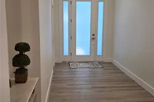 106 Lake Dr, Oviedo, FL 32765 - Photo 2
