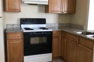 2839 8 Iron Dr, Lakeland, FL 33801 - Photo 4