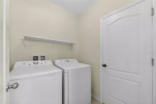 561 Lake Cummings Way, Lake Alfred, FL 33850 - Photo 12