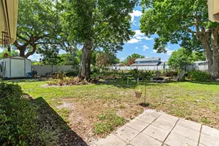 610 Cypress Ct, Saint Cloud, FL 34769 - Photo 26