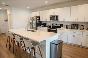 374 Pine Tree Brg Trl, Saint Cloud, FL 34772 - Photo 22