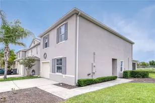 276 Arbor Lakes Dr, Davenport, FL 33896 - Photo 2