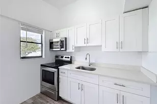 4157 Winchester Ln, West Palm Beach, FL 33406 - Photo 2