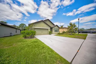 6151 Northwest Regent Street, Port Saint Lucie, FL 34983 - Photo 4