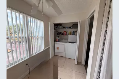 5761 Gatlin Avenue #526, Orlando, FL 32822 - Photo 10