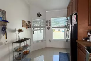 36 Lakepointe Cir, Kissimmee, FL 34743 - Photo 10