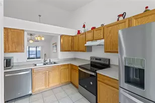 3391 Celena Cir, Saint Cloud, FL 34769 - Photo 8