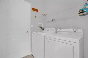 1453 Royal Ridge Dr, Davenport, FL 33896 - Photo 24
