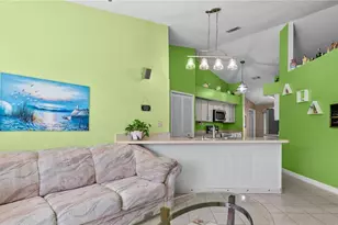3320 Pineridge Cir, Kissimmee, FL 34746 - Photo 4