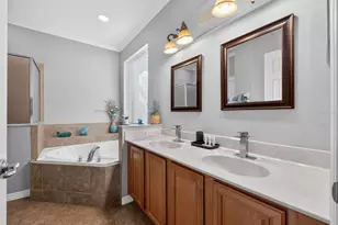 242 Solana Cir, Davenport, FL 33897 - Photo 20