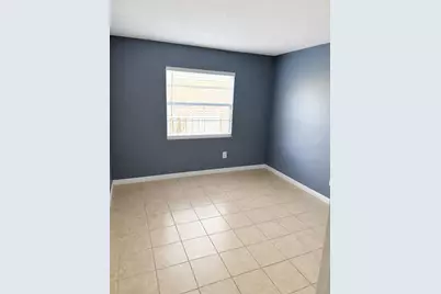7210 N Manhattan Avenue #2011, Tampa, FL 33614 - Photo 4