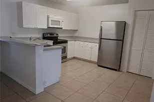8828 Grand Palms Cir, Kissimmee, FL 34747 - Photo 10