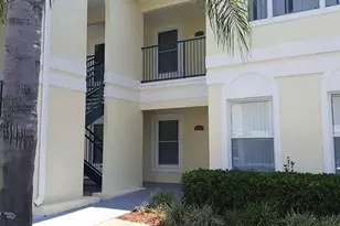 8828 Grand Palms Cir, Kissimmee, FL 34747 - Photo 4
