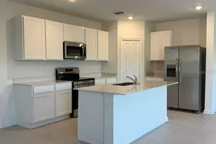 3367 Alexander Dr, Lake Wales, FL 33853 - Photo 4